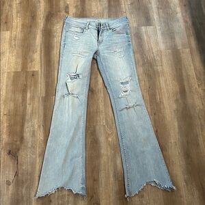 American Eagle Jeans Size 8 Long Flare Distressed Raw Hem! Inseam 32!